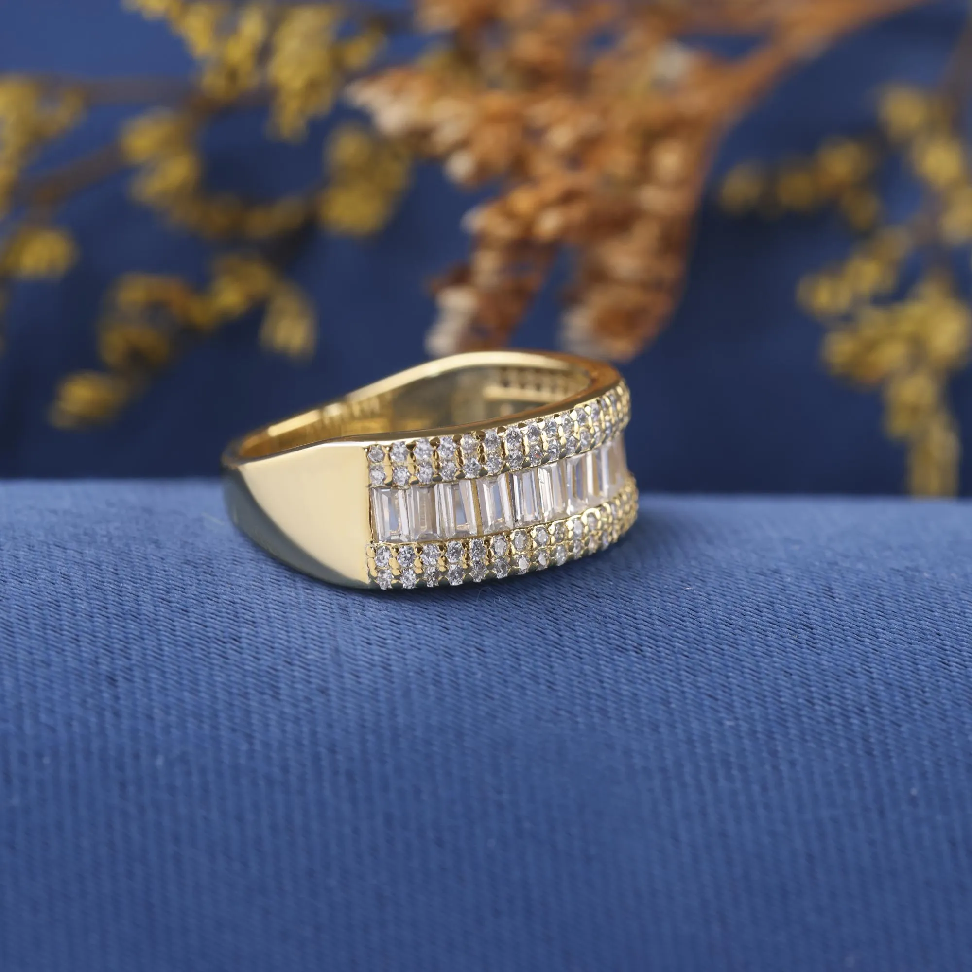 14K Gold Graduating Baguette Diamond Nesting Wedding Band