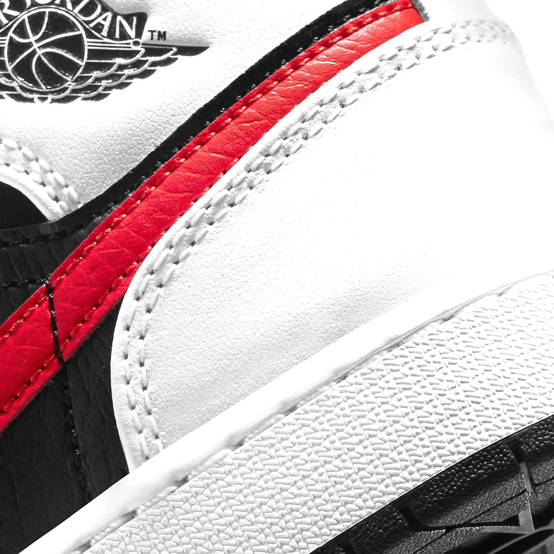 Air Jordan 1 Mid GS 'Chile Red'