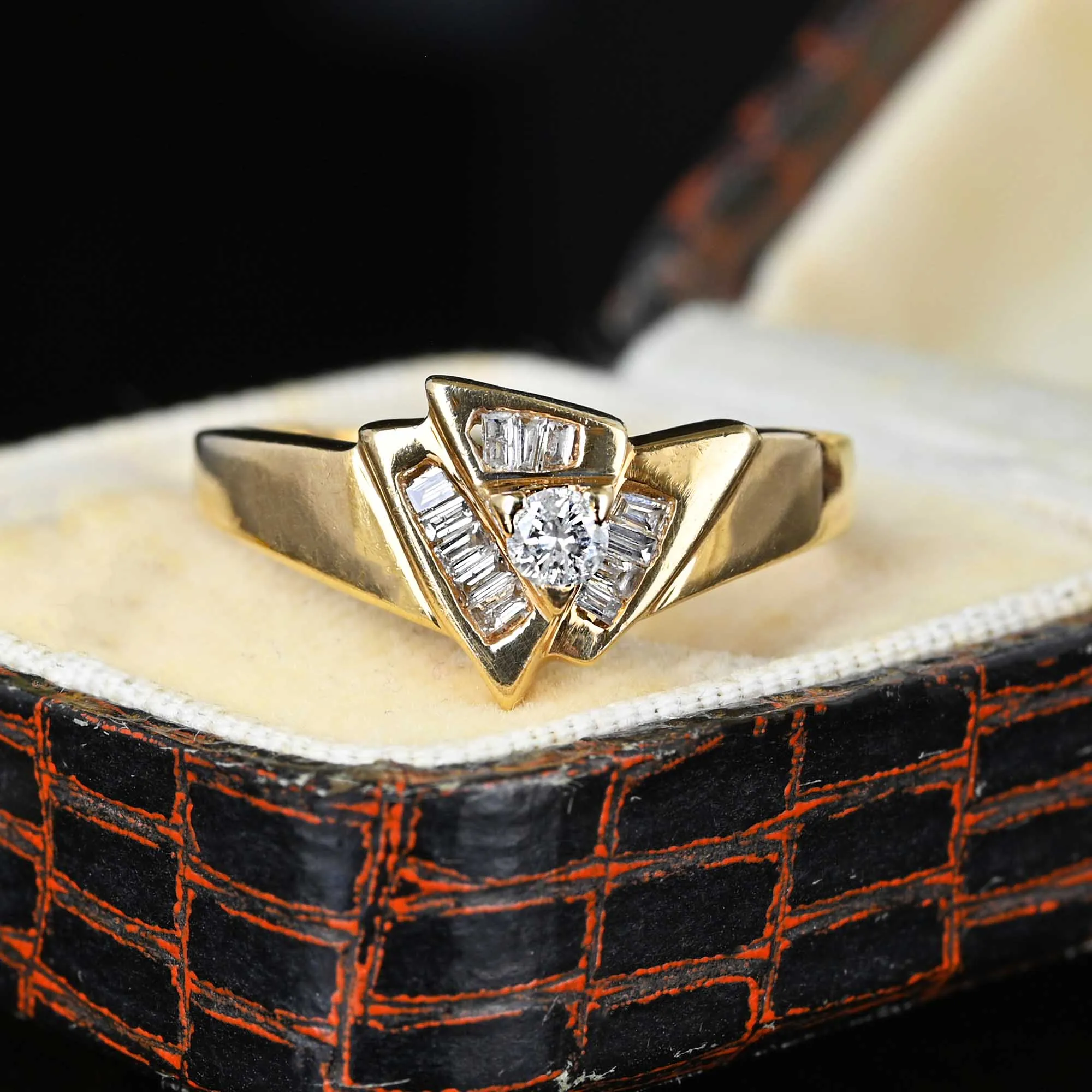 Gold Triangle Round & Baguette Diamond Ring