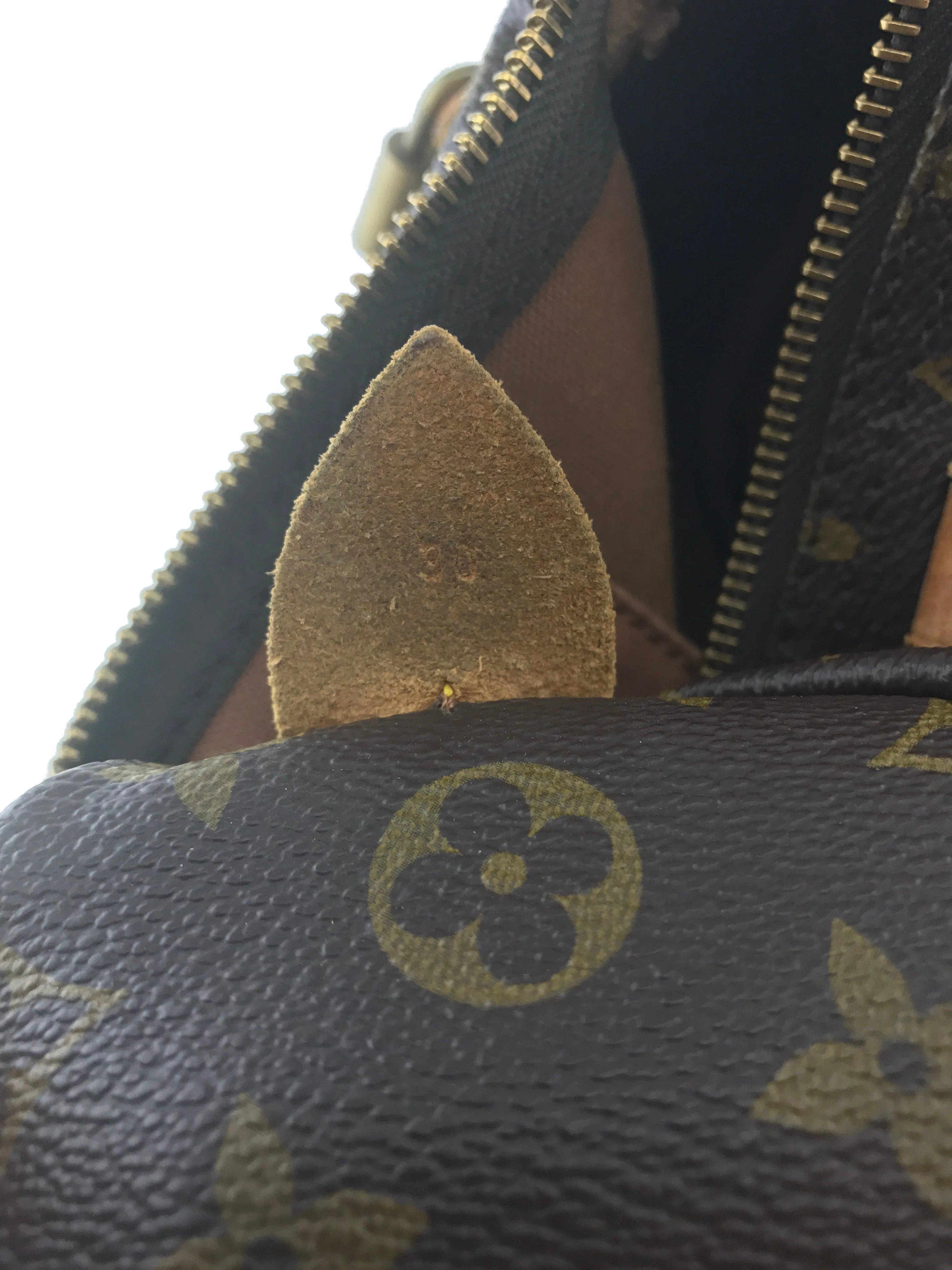 Louis Vuitton Vintage Monogram Speedy 30 Bag