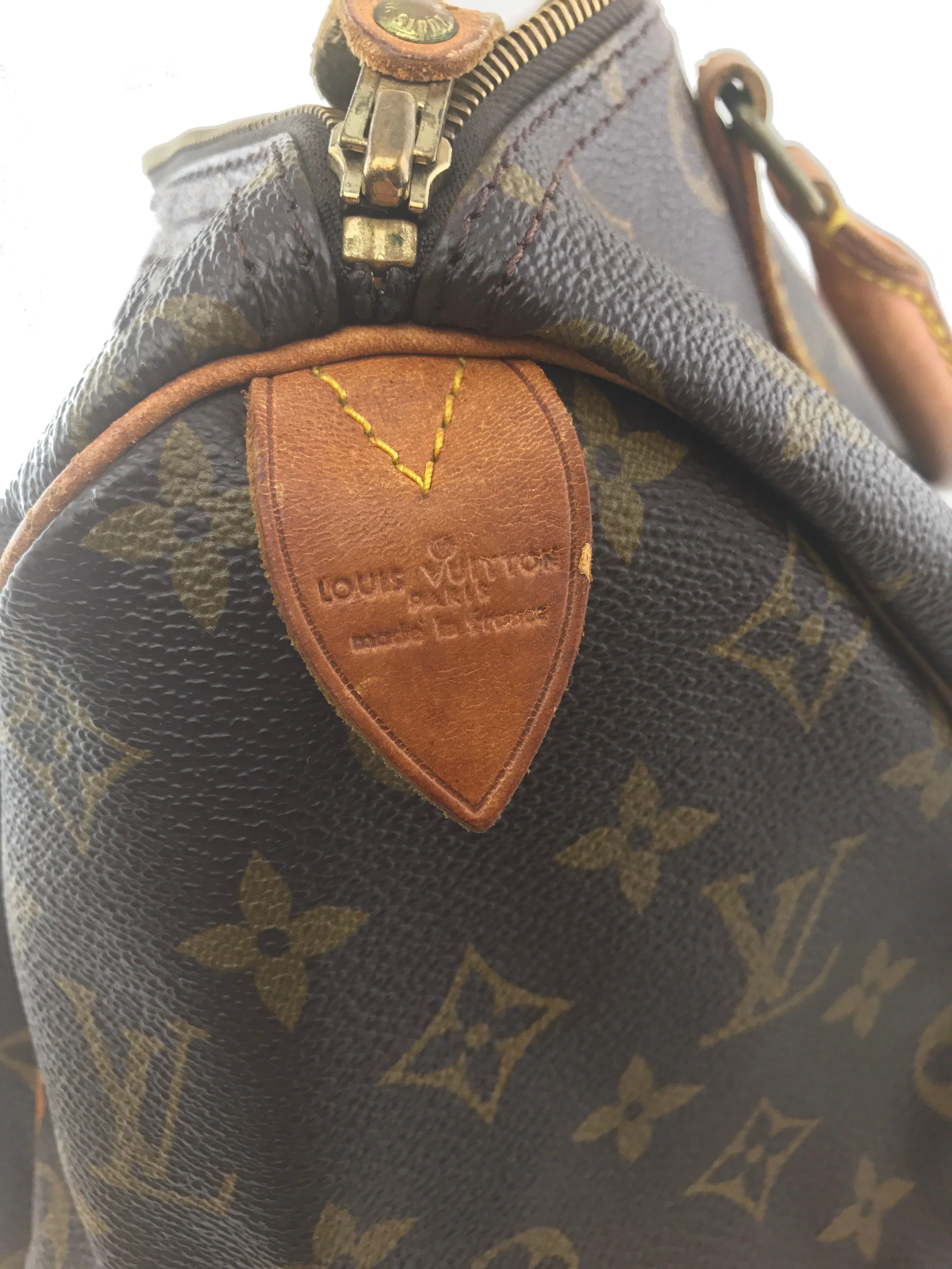 Louis Vuitton Vintage Monogram Speedy 30 Bag